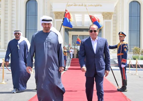 الرئيس عبد الفتاح السيسي و الشيخ محمد بن زايد آل نهيان