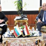وزير الطيران المدني يستقبل سفير بلغاريا لبحث سُبل التعاون