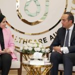رئيس هيئة الرعاية الصحية يبحث مع نائبة وزير الخارجية والتعاون الدولي والمصريين بالخارج