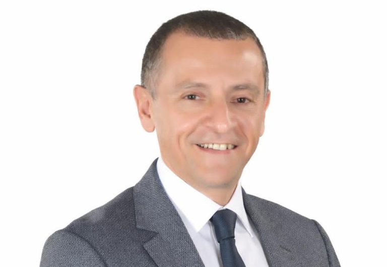 المهندس عمرو لاشين، محافظ أسوان